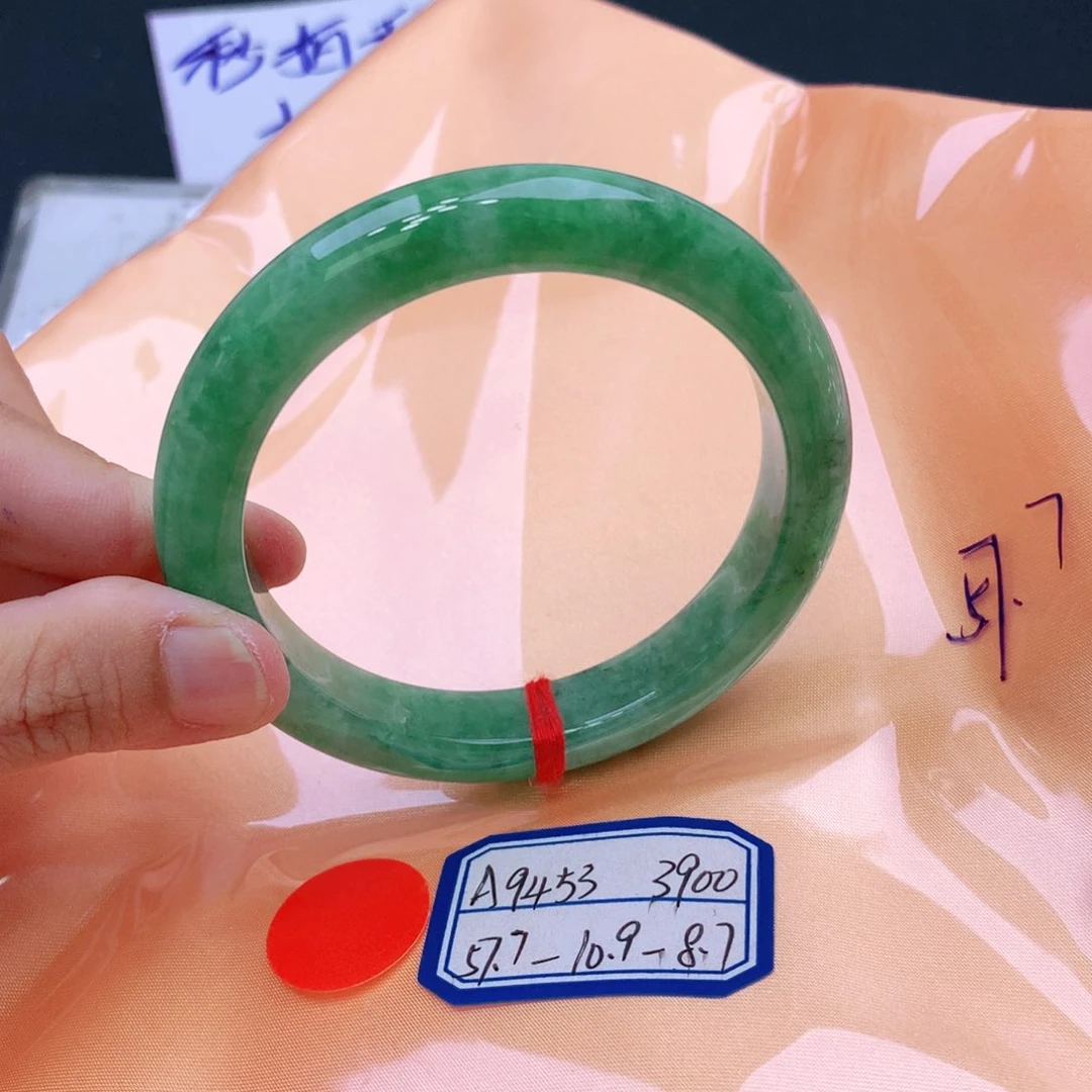 未镶嵌手镯翡翠翡翠