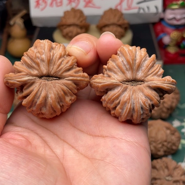 【闪购商品】把件文玩核桃44全品楼