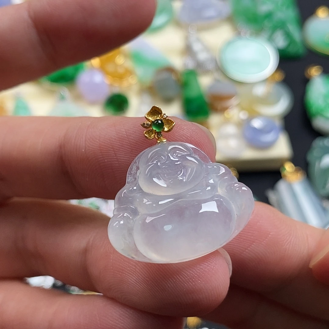 翡翠18K金镶嵌颈饰翡翠