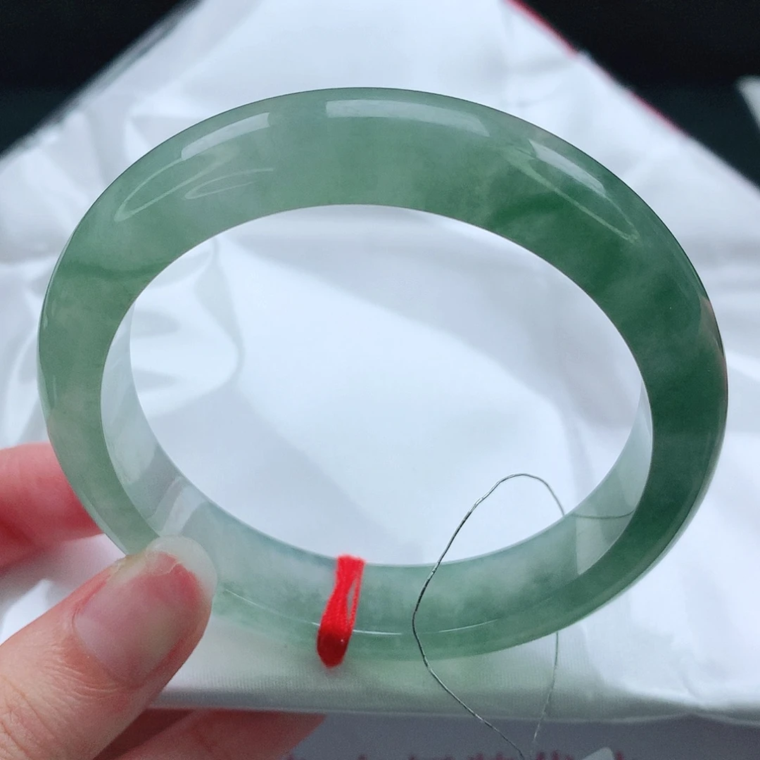 翡翠未镶嵌手镯57.5圈