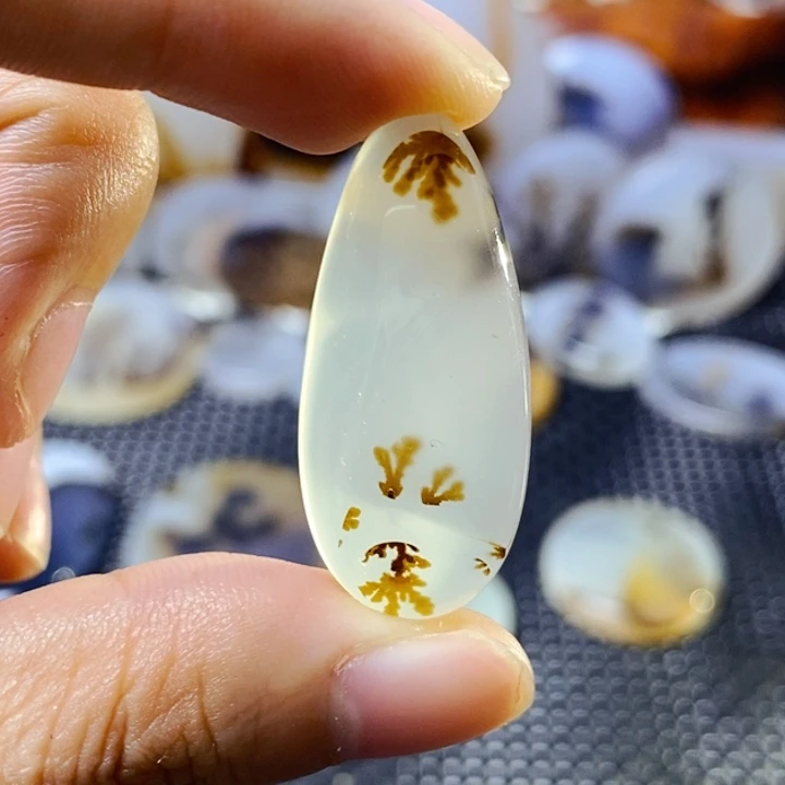 玛瑙/玉髓未镶嵌珠宝半成品