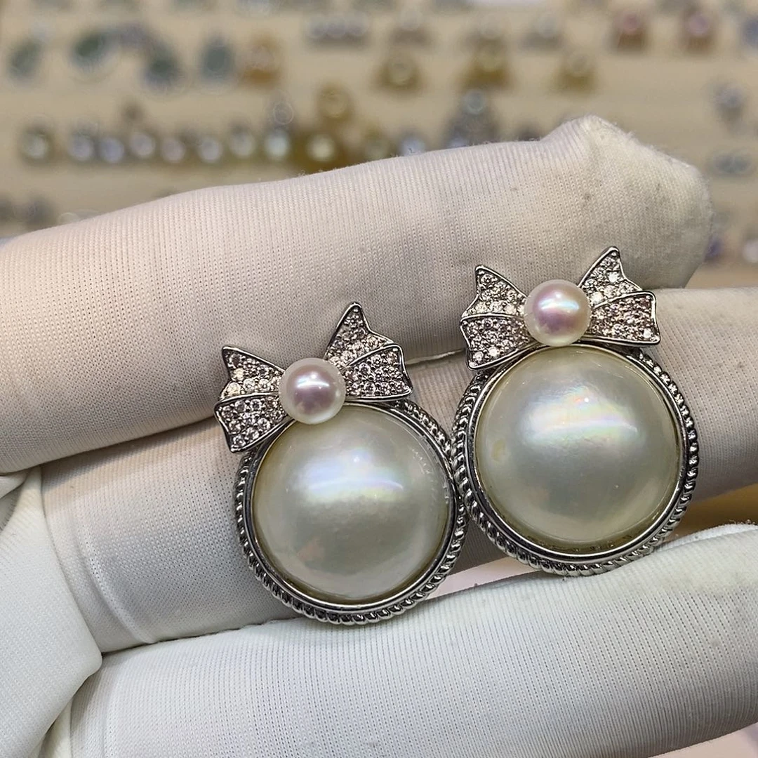 未镶嵌耳饰拼合珍珠（马贝珠）