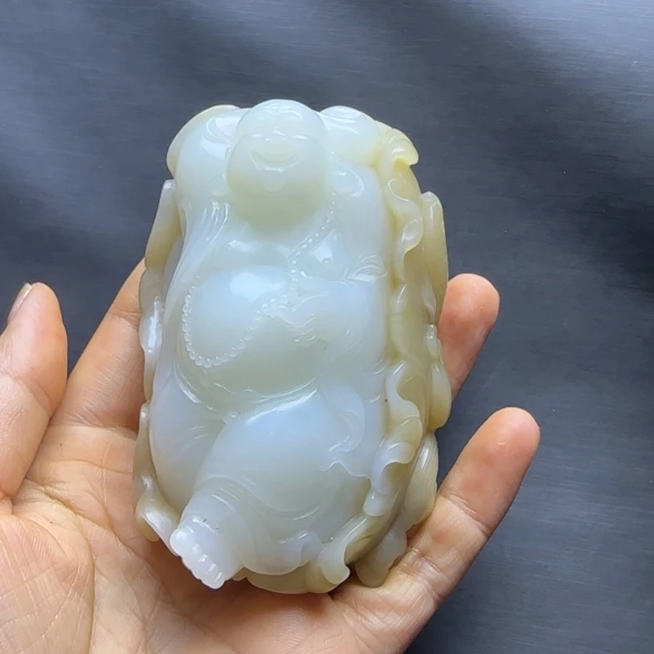 龙***哥未镶嵌和田玉把件