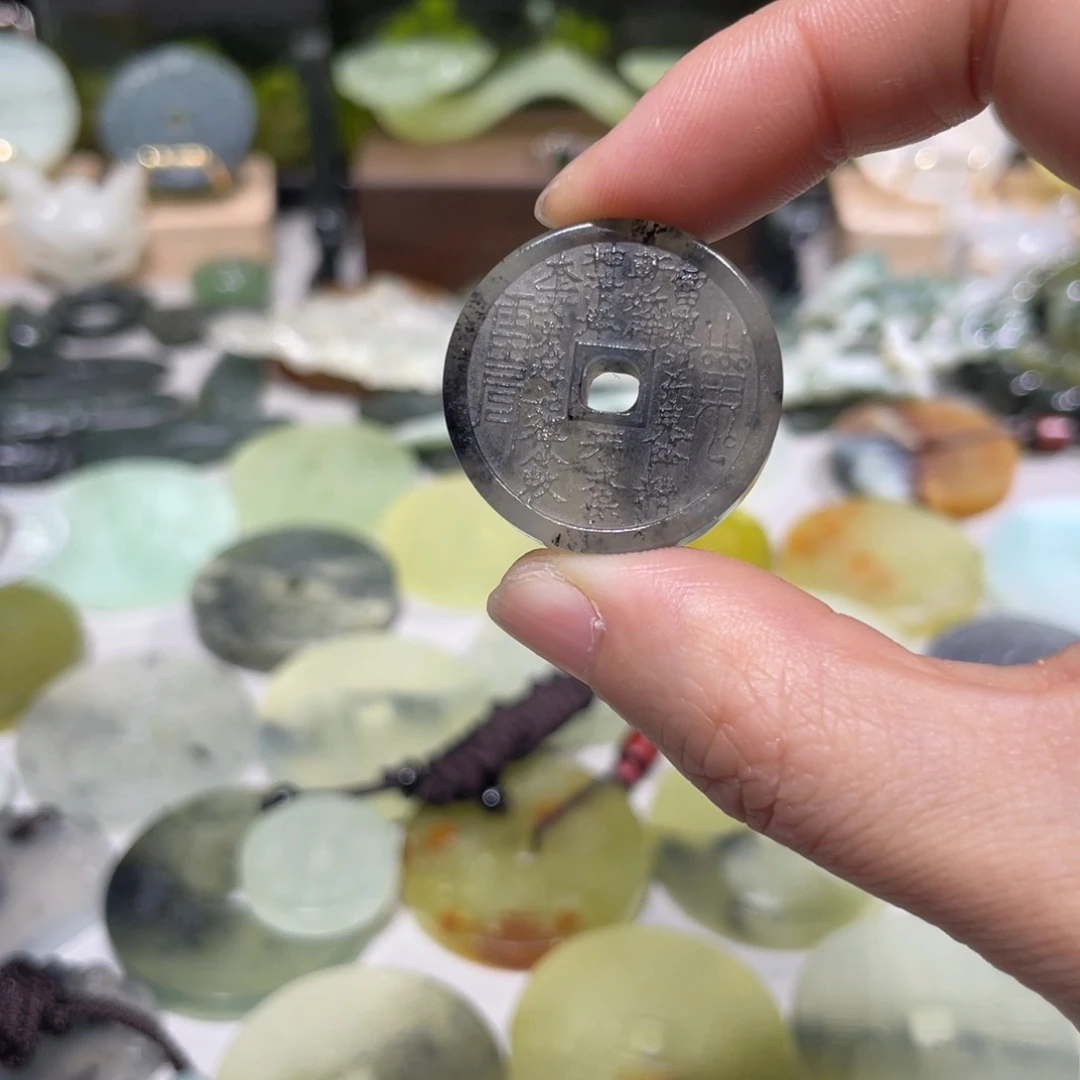 岫玉未镶嵌颈饰28