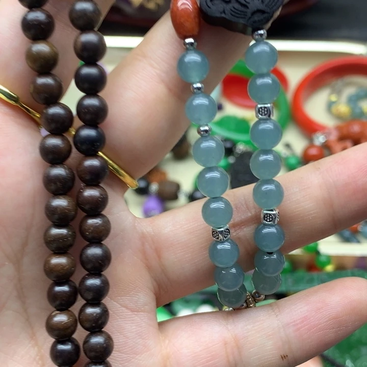 翡翠未镶嵌颈饰吊坠