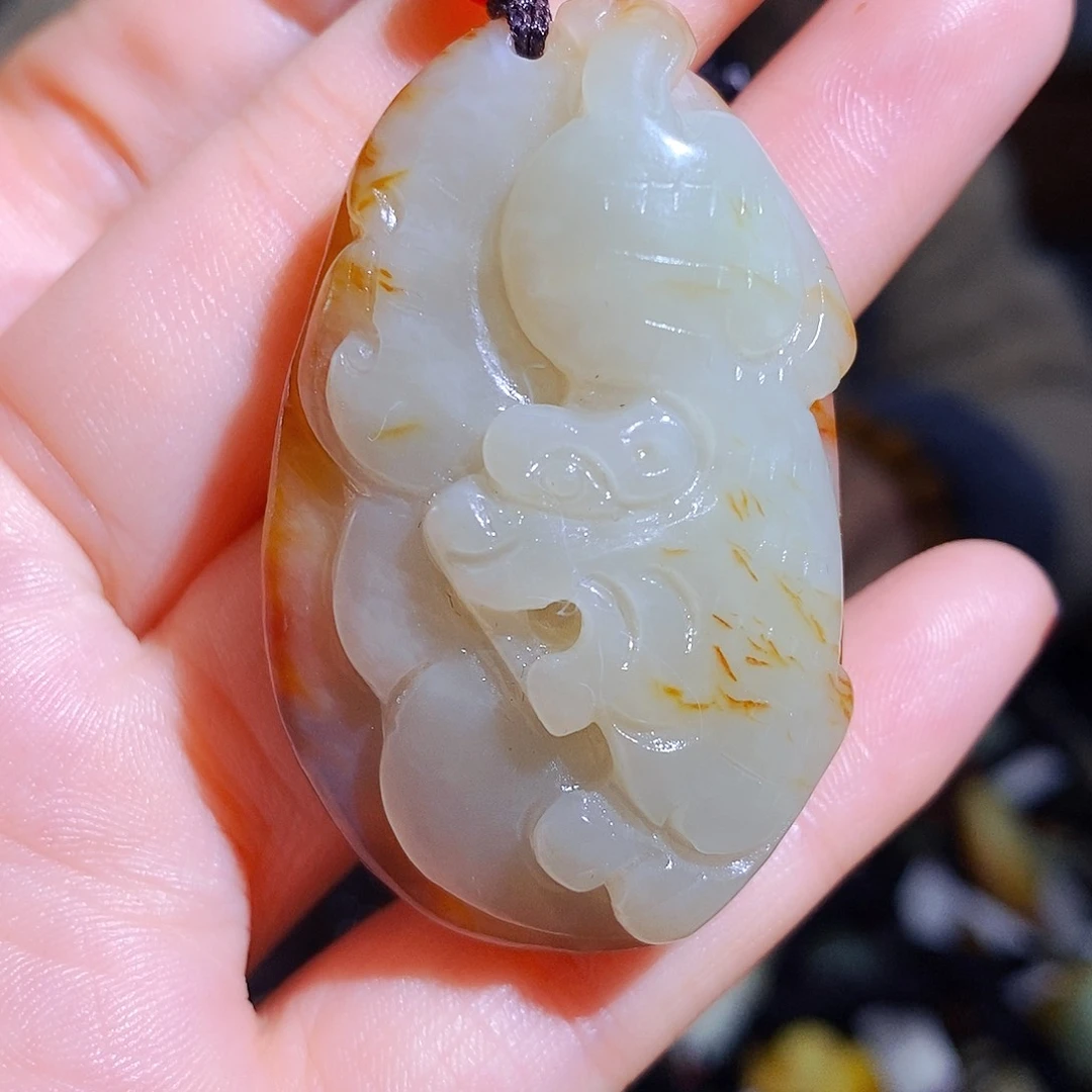 和田玉颈饰未镶嵌