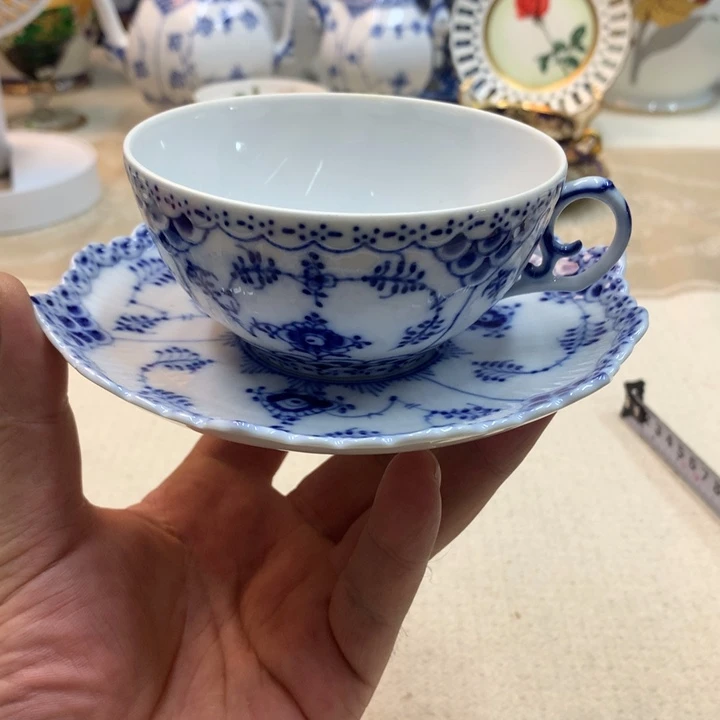 紫砂金瓷阁精品瓷器店