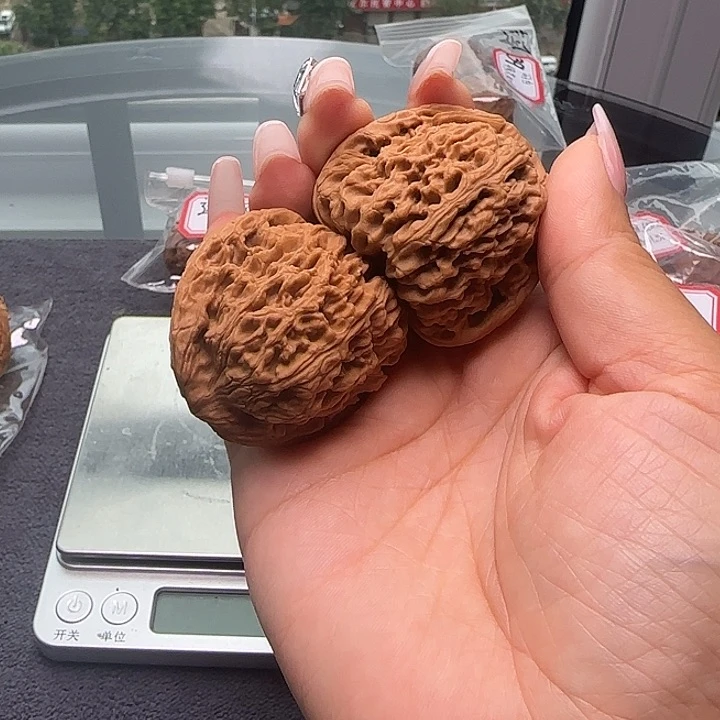 文玩核桃吊坠44全品南疆石