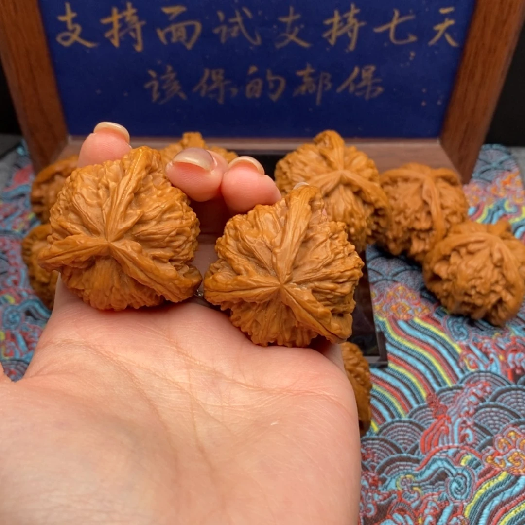 【闪购商品】识*.白狮