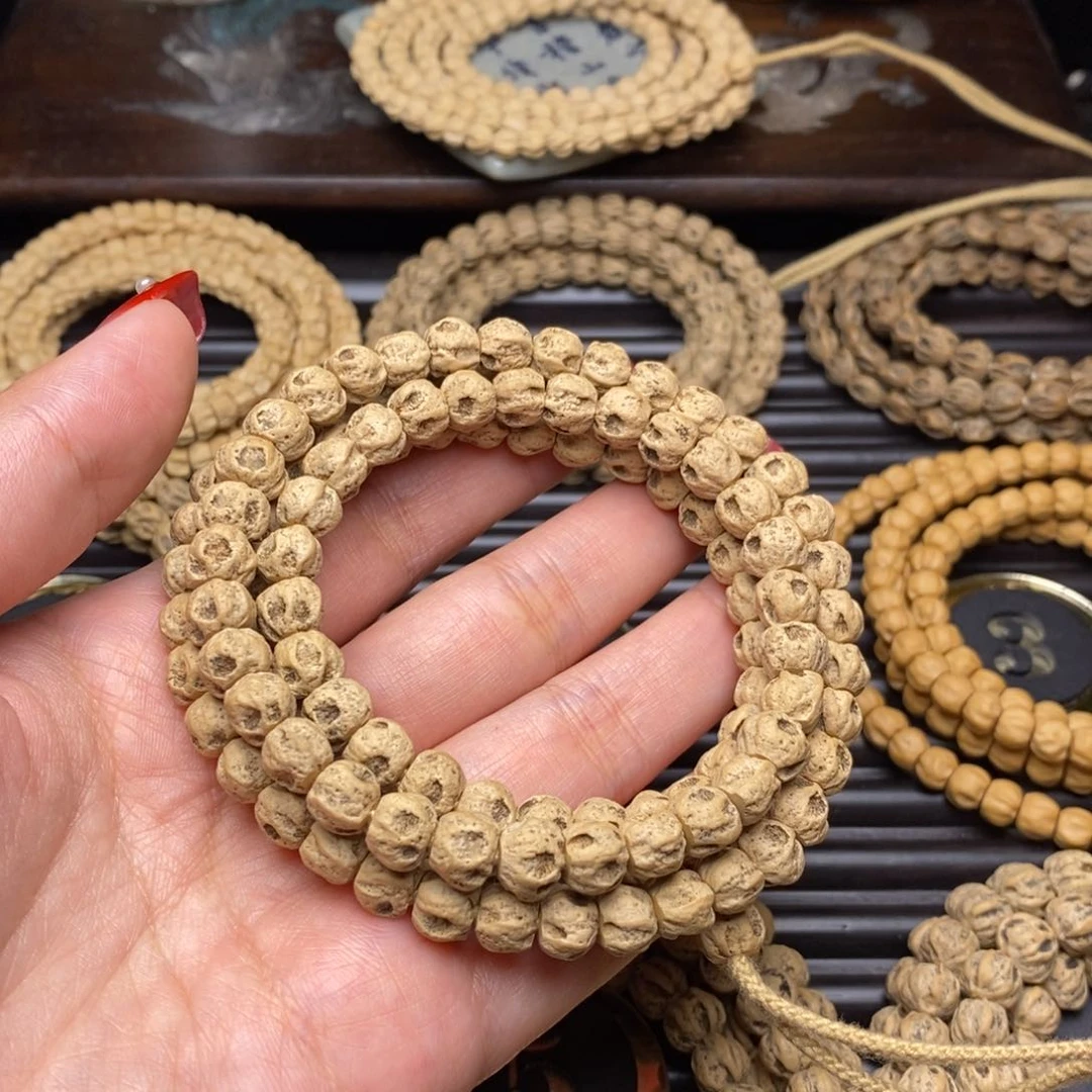 柏香籽/百香籽吊坠樵***人