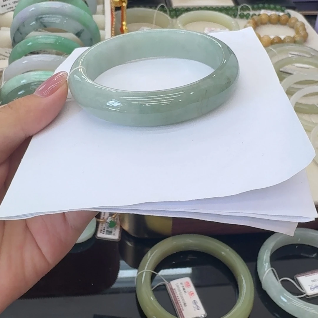 翡翠未镶嵌手镯(序号20)点菜看细节