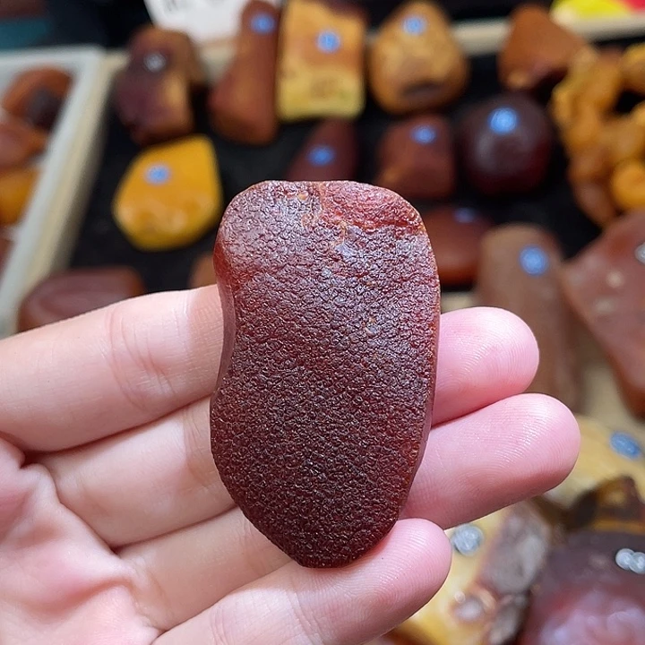 琥珀未镶嵌珠宝奇石吊坠