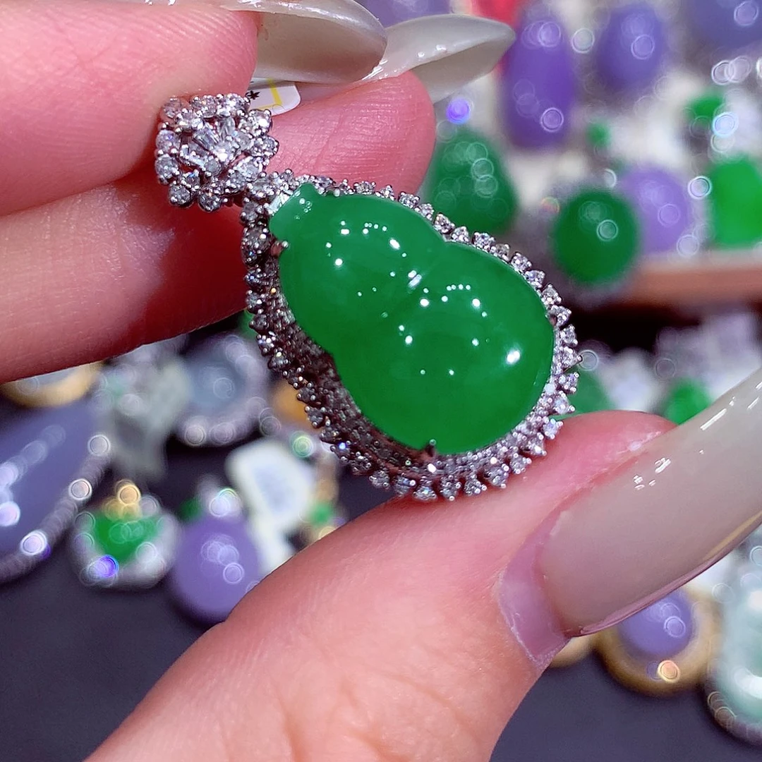 翡翠18K金镶嵌吊坠(不含链)