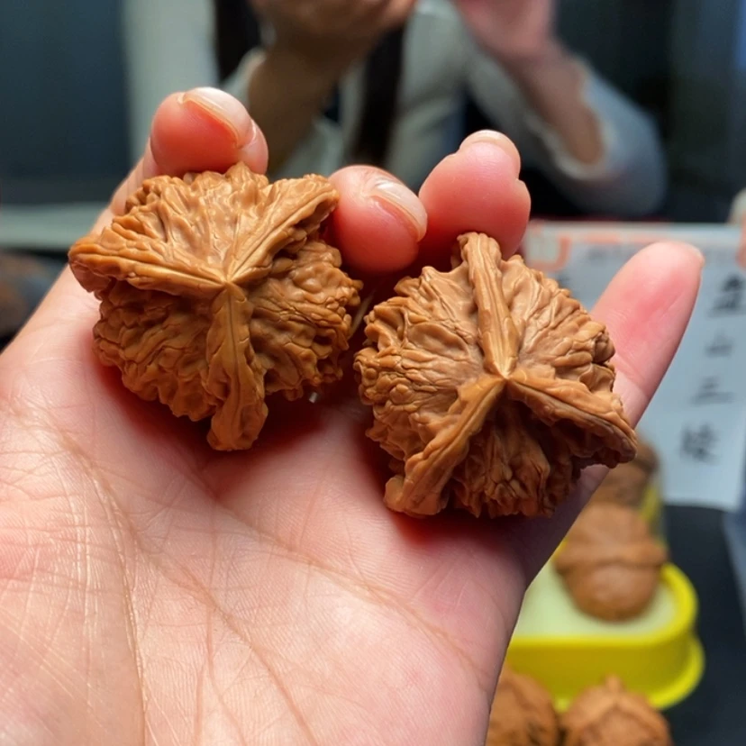 【闪购商品】把件桃核岽*亾10号三棱，