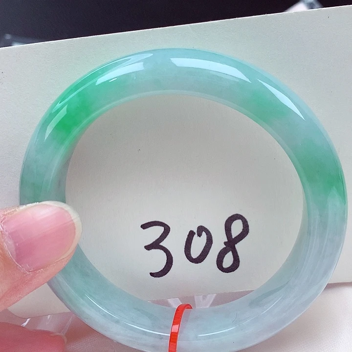 翡翠未镶嵌手镯翡翠