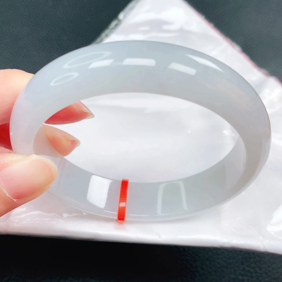 翡翠未镶嵌手镯58圈