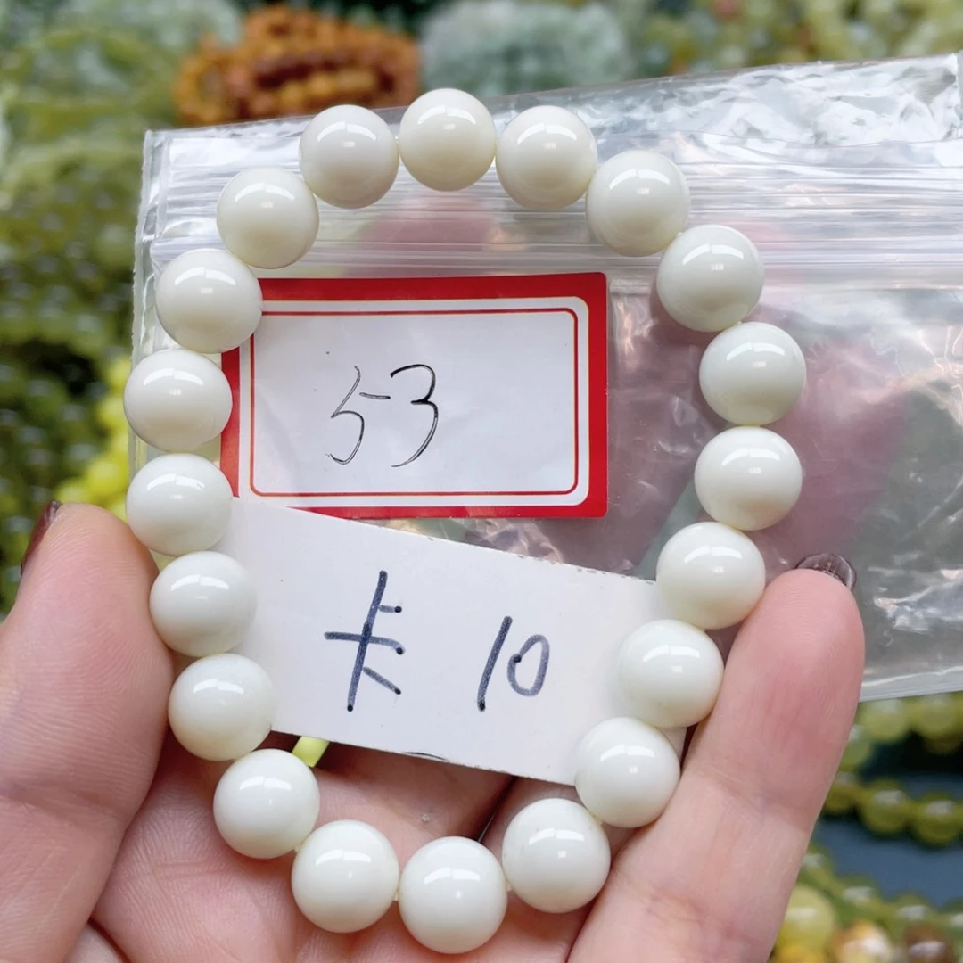 未镶嵌蛇纹石玉手链