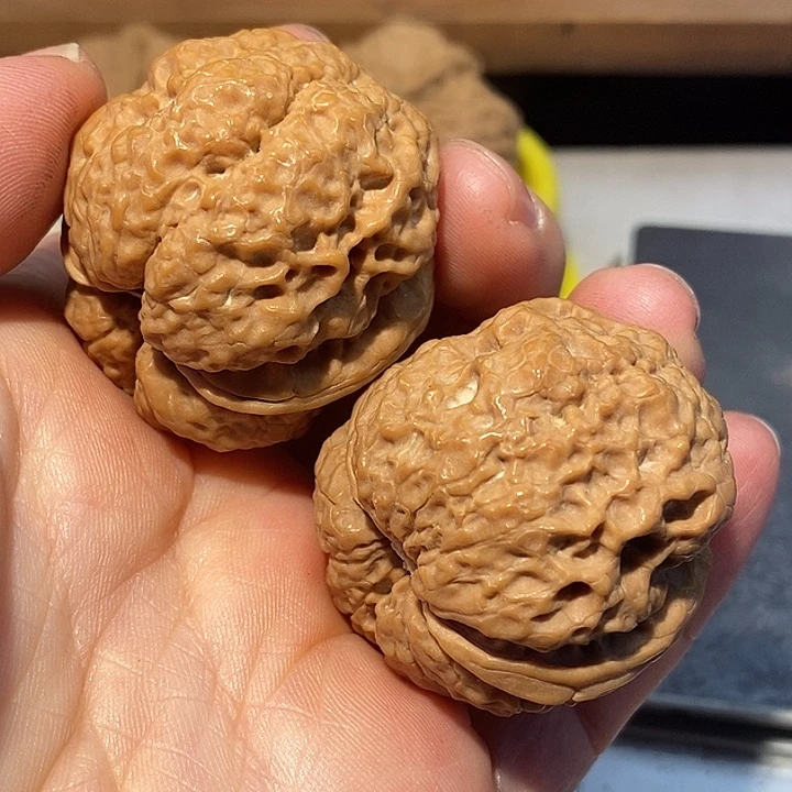 文玩核桃把件）hyuhuhuuuh