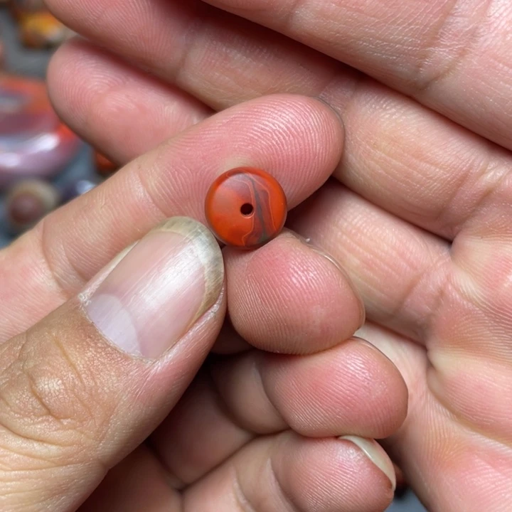 南红玛瑙未镶嵌手链