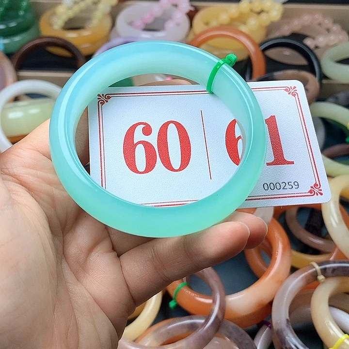 石英质玉（黄龙玉）未镶嵌手镯