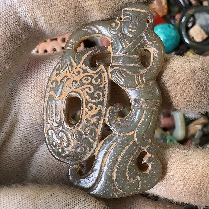 和田玉未镶嵌挂件