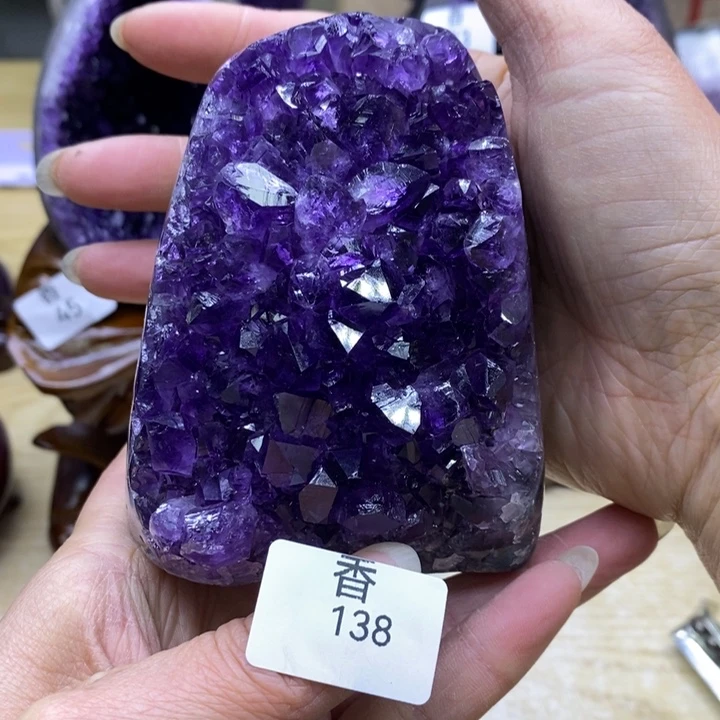 水晶大型摆件（非配饰）未镶嵌