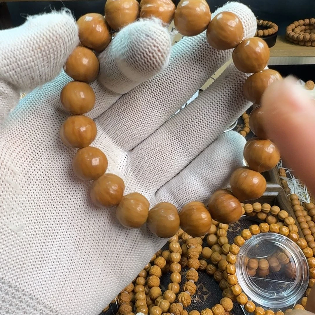 吊坠龙脊菩提14.5屁桃全品