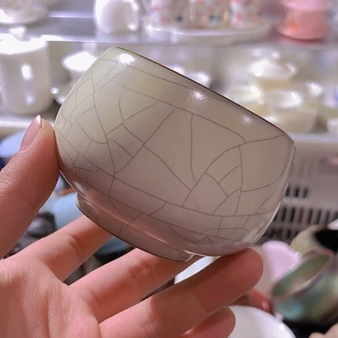陶瓷制品及陶瓷艺术品微瑕