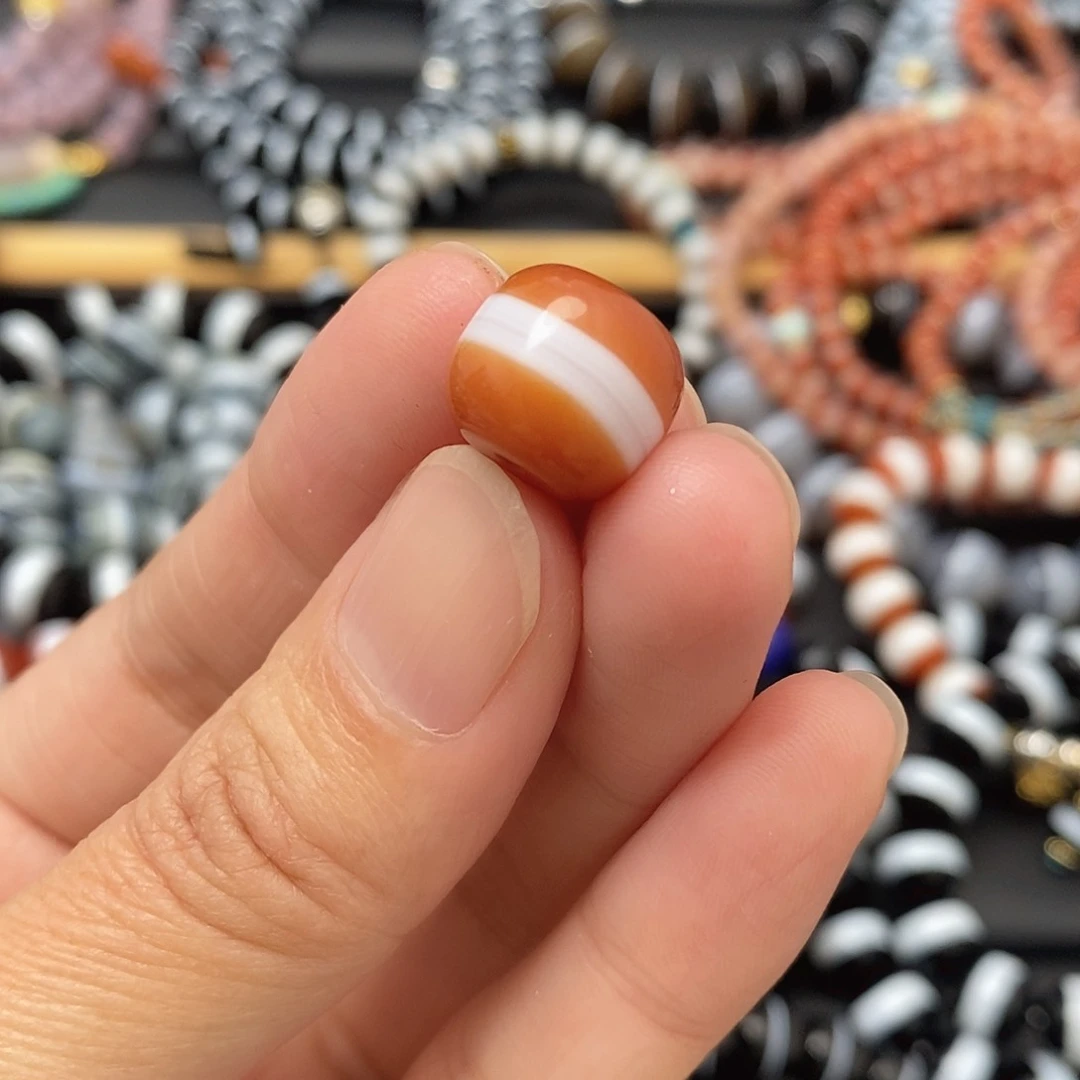 玛瑙/玉髓玛瑙单珠未镶嵌张**?