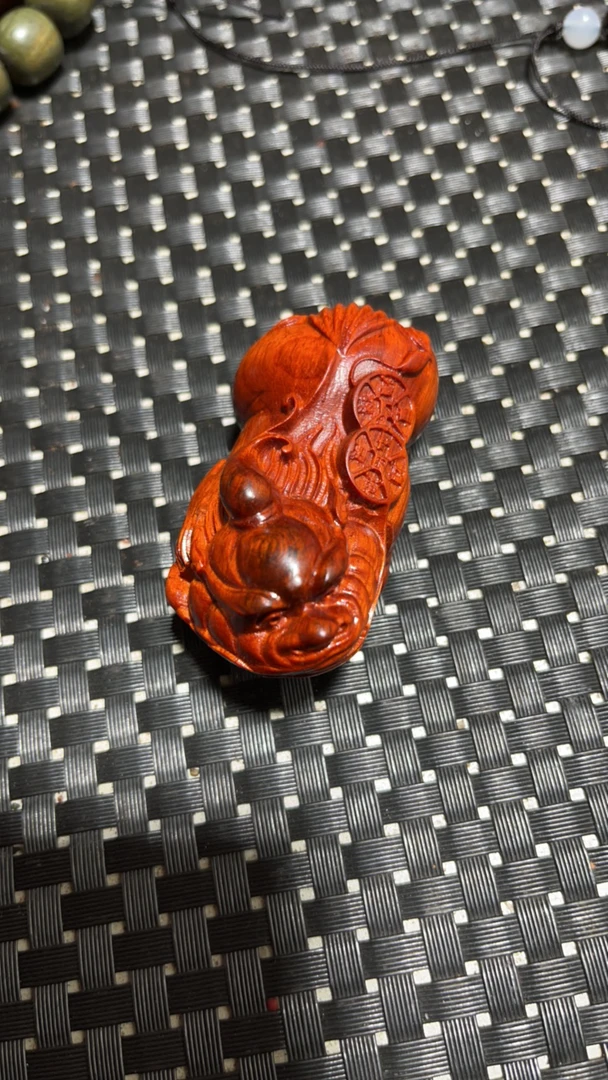 紫檀木手把件貔貅