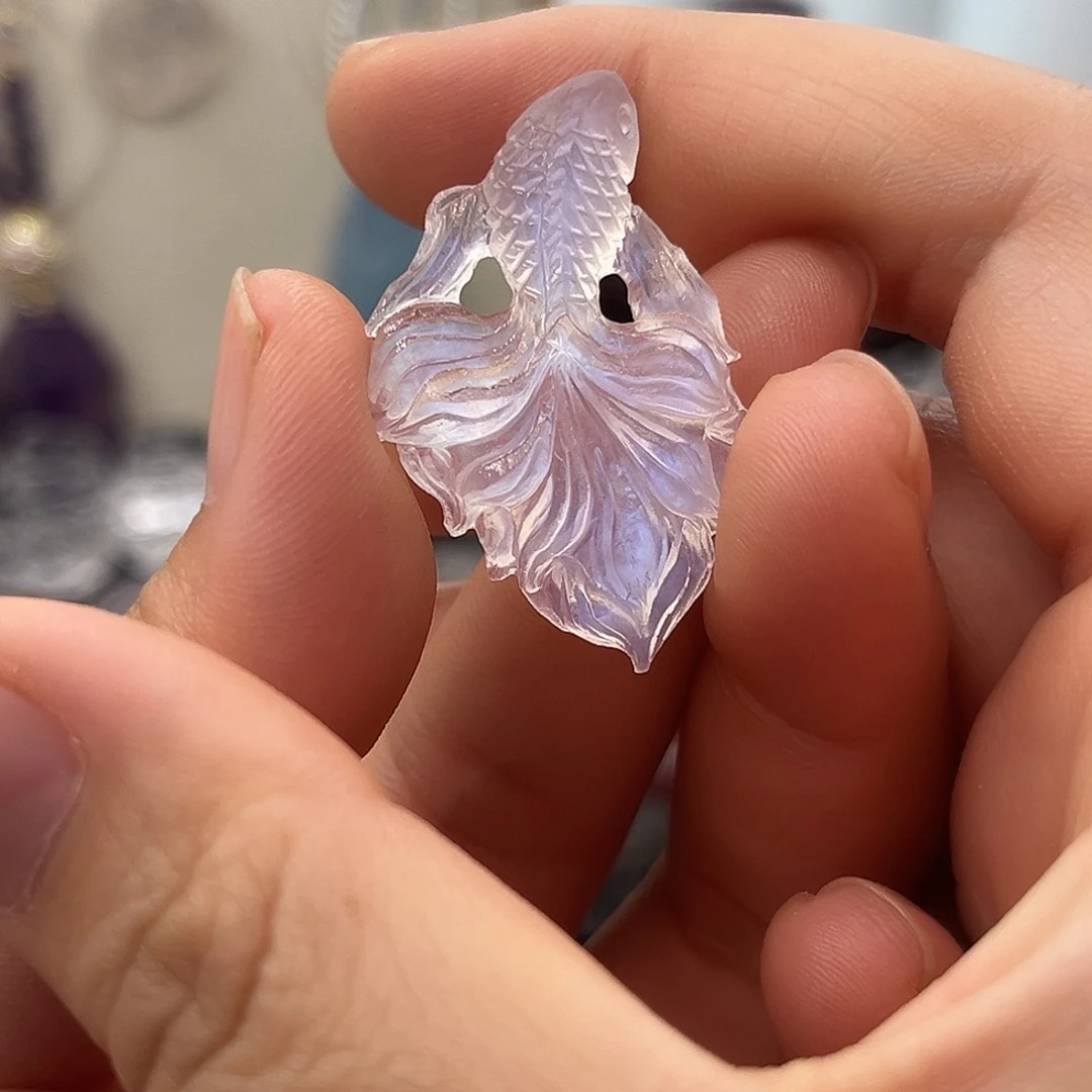 颈饰银S925镶嵌水晶?****蓝月光鱼