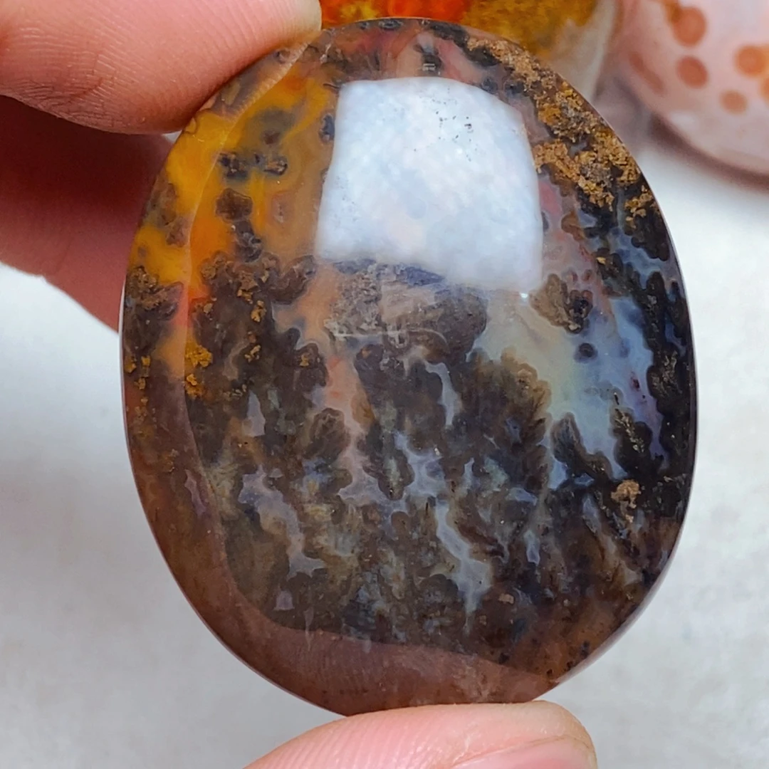 挣***猬玛瑙/玉髓未镶嵌颈饰