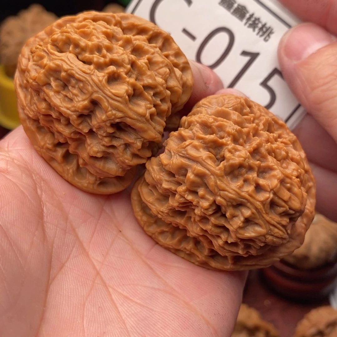 文玩核桃把件南疆42