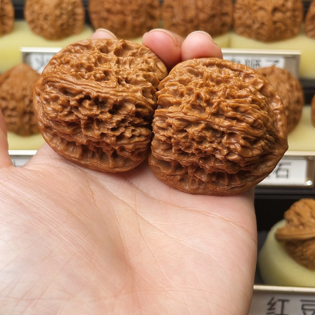 文玩核桃吊坠南疆44尺687