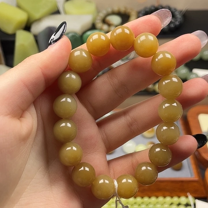 和田玉（糖玉）未镶嵌手链