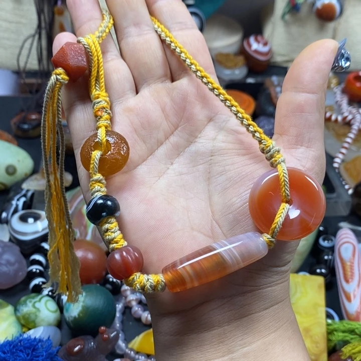 玛瑙/玉髓未镶嵌颈饰