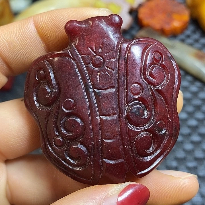 紫金钵盂菩提吊坠