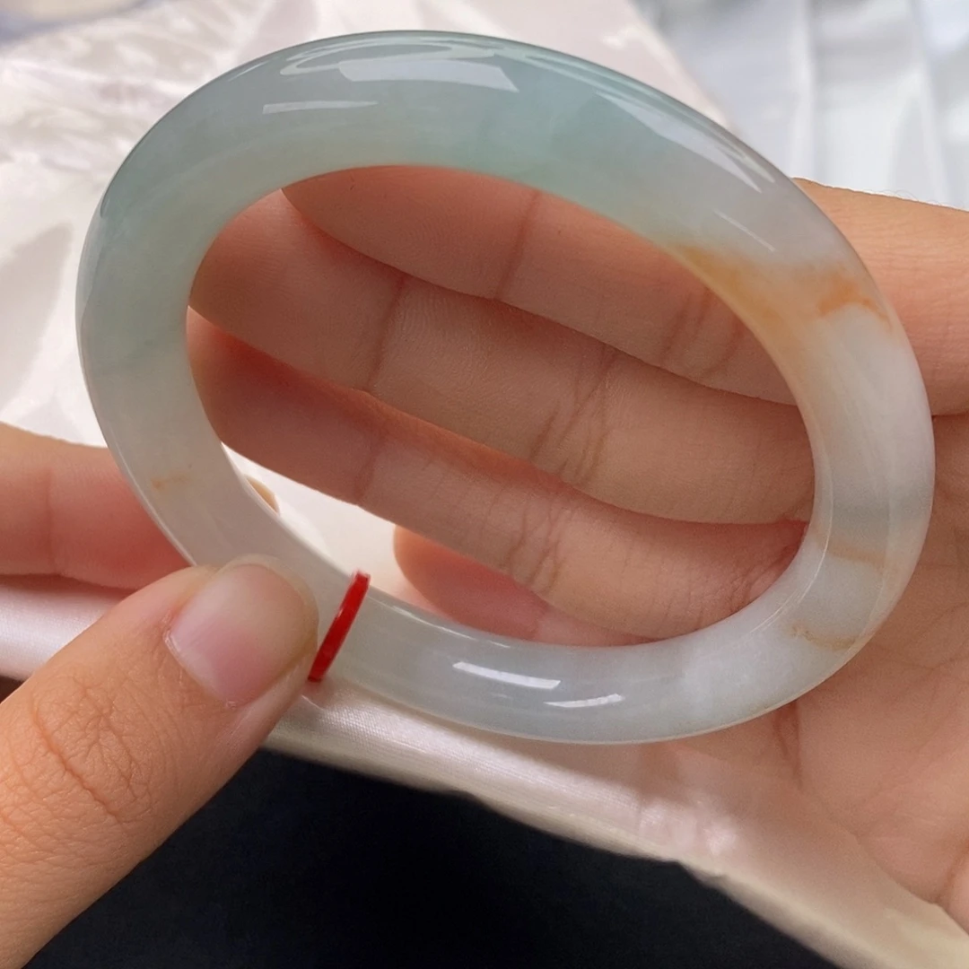 翡翠未镶嵌手镯（圆镯）5657圈