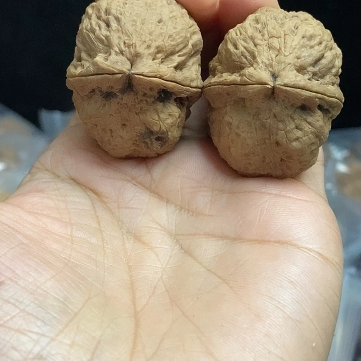 把件文玩核桃云南铁核桃基地55