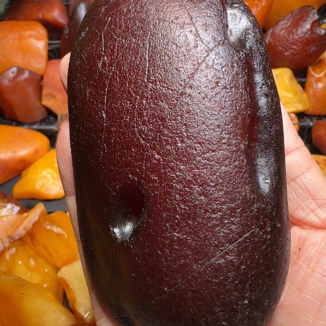 定制琥珀未镶嵌龙**饰专属定制