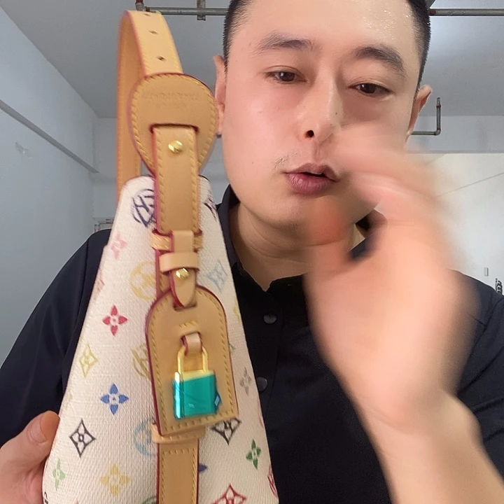麂皮（革）水牛皮（革）锦纶PVC牛皮（革）山羊皮（革）