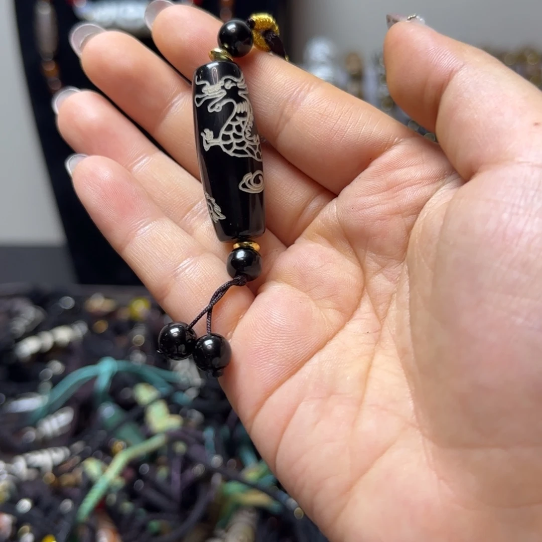 玛瑙/玉髓合金颈饰