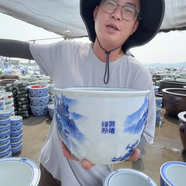 瓷片直径22，高15。。。。