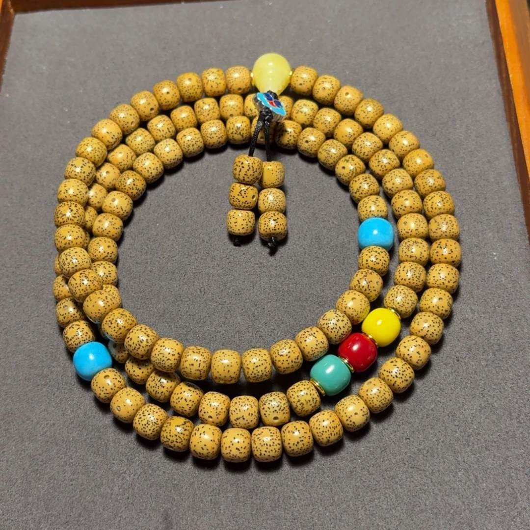 星月菩提吊坠鸡油黄星月8×7mm