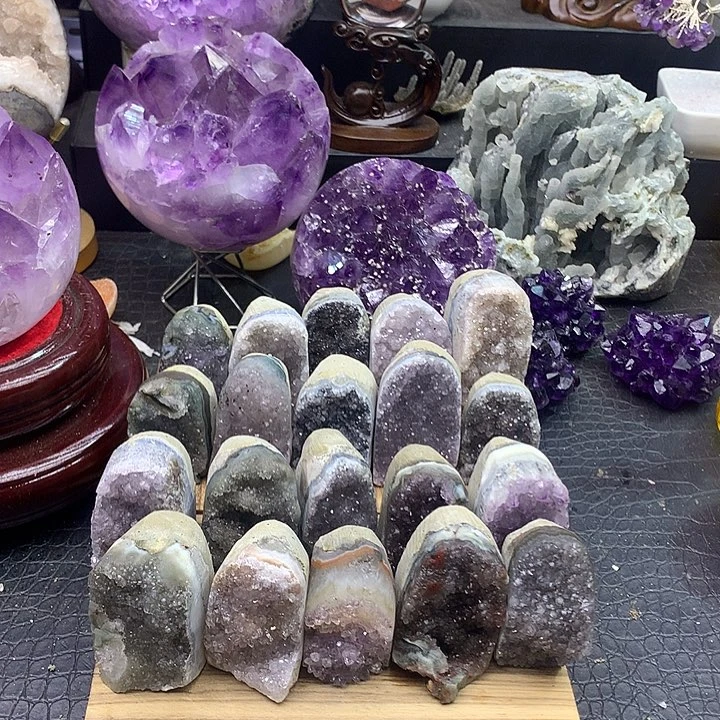 K***K未镶嵌紫晶大型摆件（非配饰）