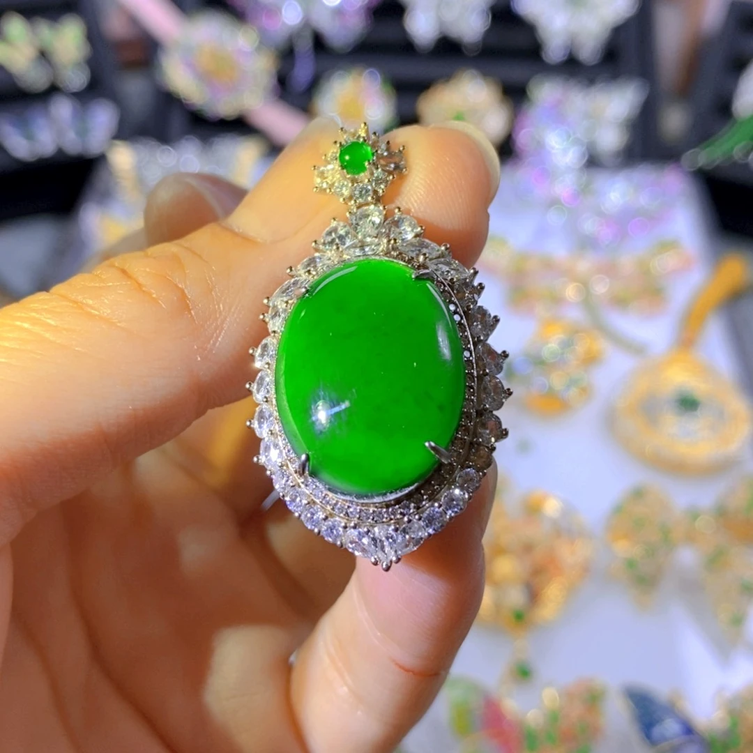 颈饰银S925镶嵌翡翠