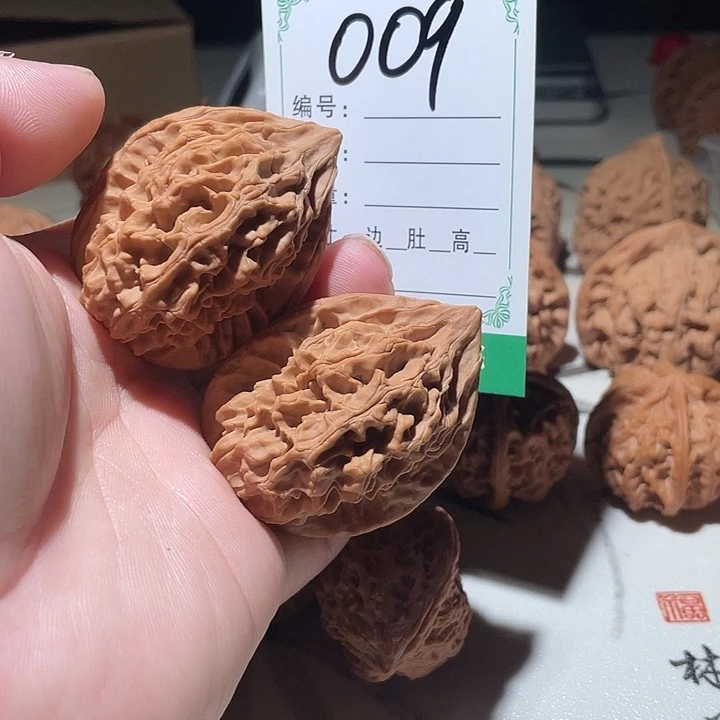 渲***1文玩核桃吊坠霸王枪