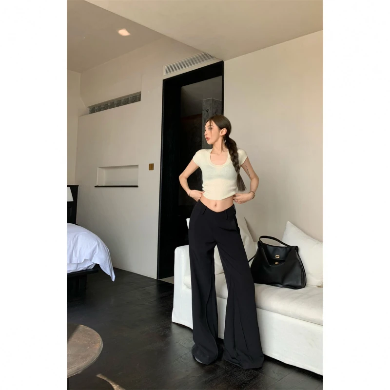 时尚休闲套装女2025新款设计感洋气减龄高腰显瘦直筒长裤两件套装