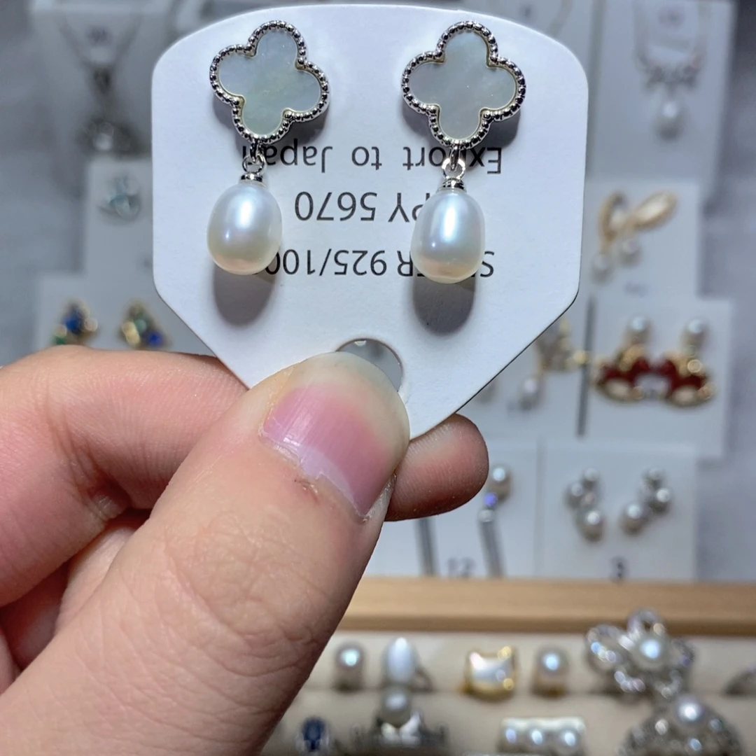 淡水珍珠银S925镶嵌耳饰