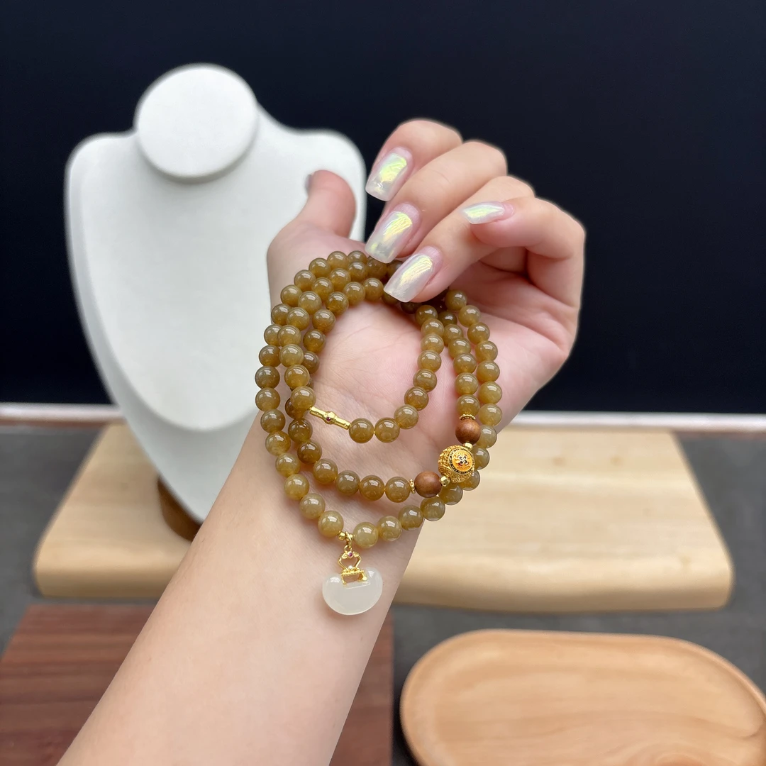 多圈和田玉糖料浅糖卡6MM搭配圆珠路路通配饰如意吊坠手串Y333060